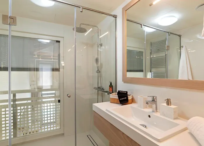 Kormoranos-hydrobates Waterfront Chania (Crete)