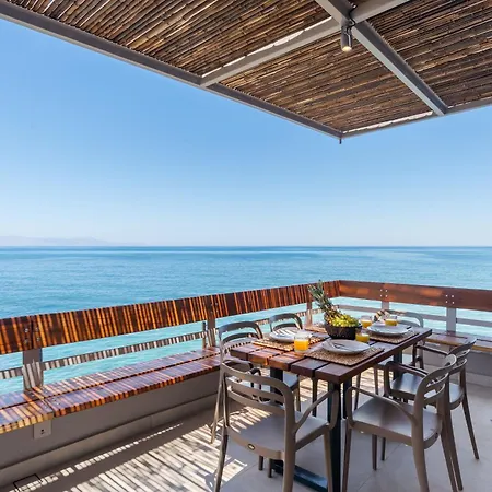 Kormoranos-hydrobates Waterfront *