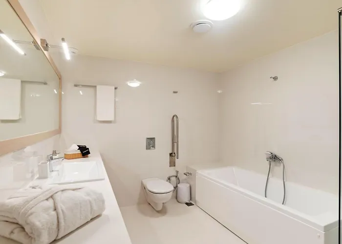 Kormoranos-hydrobates Waterfront Villa *