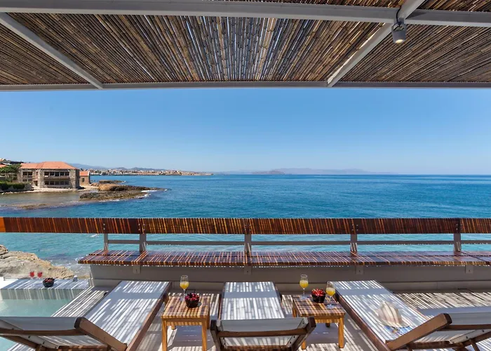 Kormoranos-hydrobates Waterfront Villa