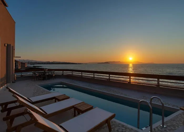 Kormoranos-hydrobates Waterfront Villa *