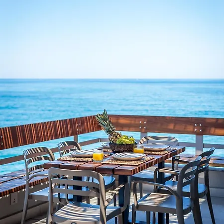 Kormoranos-hydrobates Waterfront *