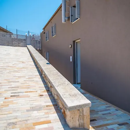 Kormoranos-hydrobates Waterfront Villa