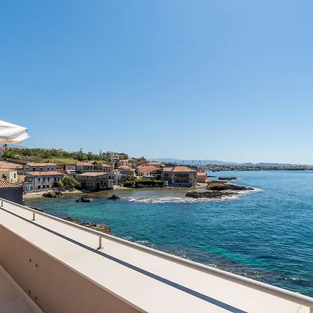 Kormoranos-hydrobates Waterfront * Chania (Crete)