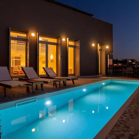 Villa Kormoranos-hydrobates Waterfront Chania (Crete)