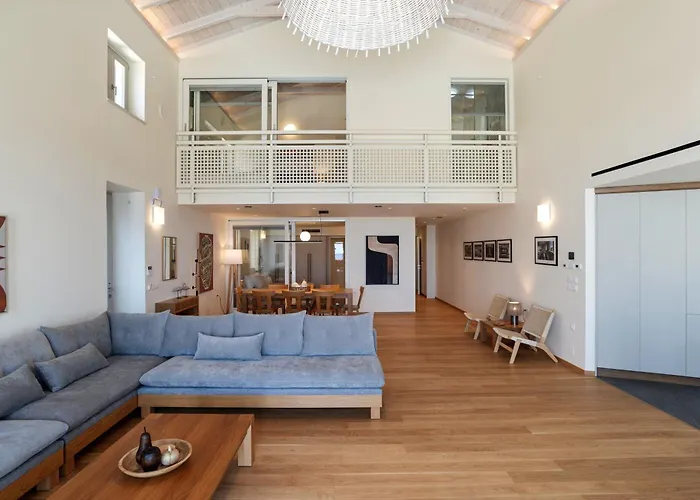 Villa Kormoranos-hydrobates Waterfront *