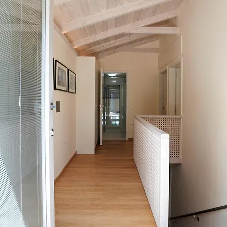 Kormoranos-hydrobates Waterfront Villa