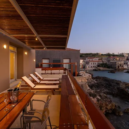 Kormoranos-hydrobates Waterfront * Chania (Crete)