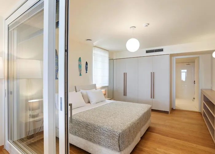 Kormoranos-hydrobates Waterfront Villa